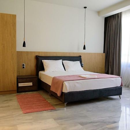 Eva Apartments Piraeus Bagian luar foto