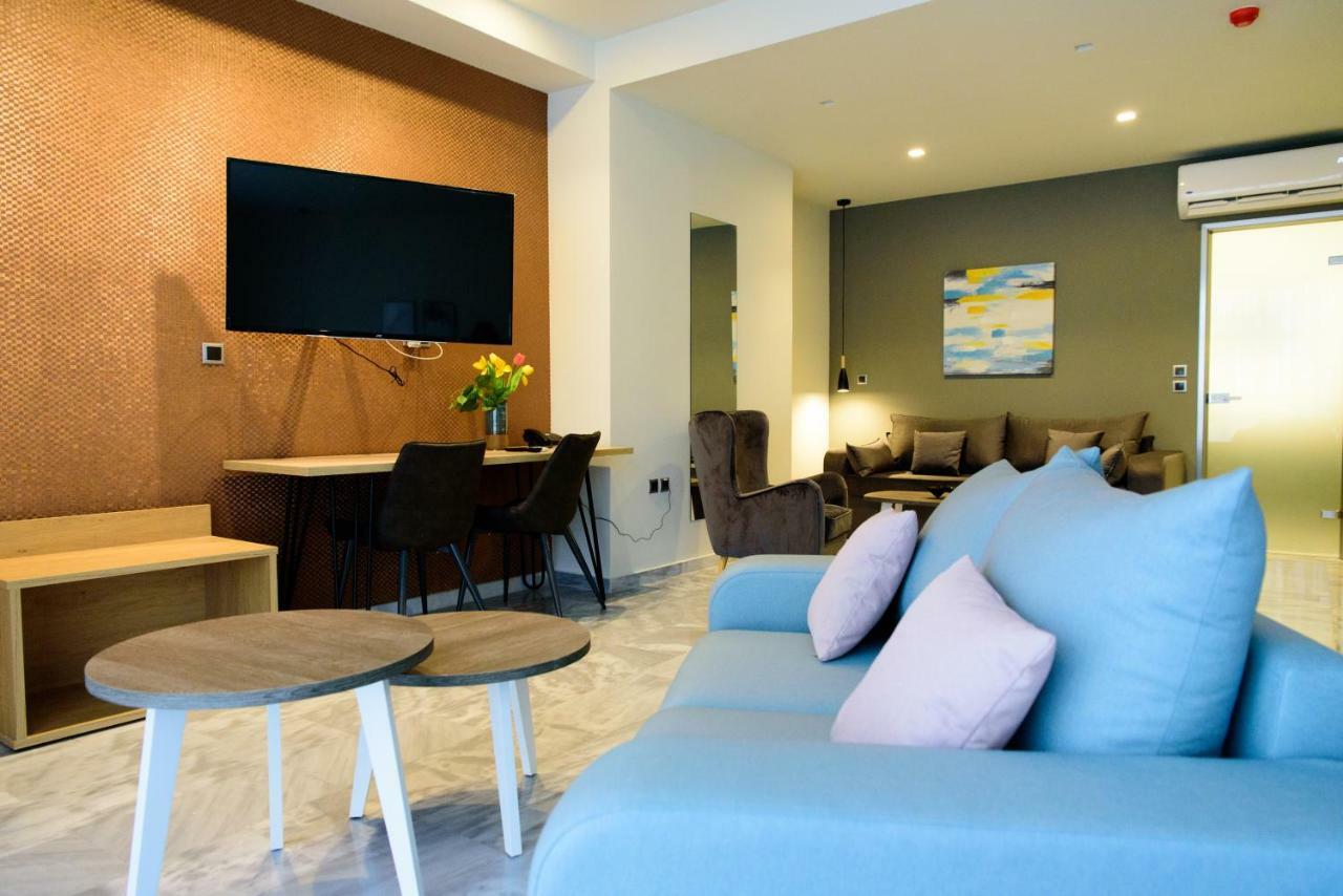 Eva Apartments Piraeus Bagian luar foto
