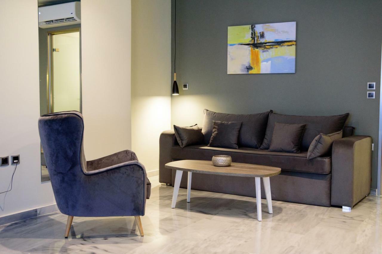 Eva Apartments Piraeus Bagian luar foto