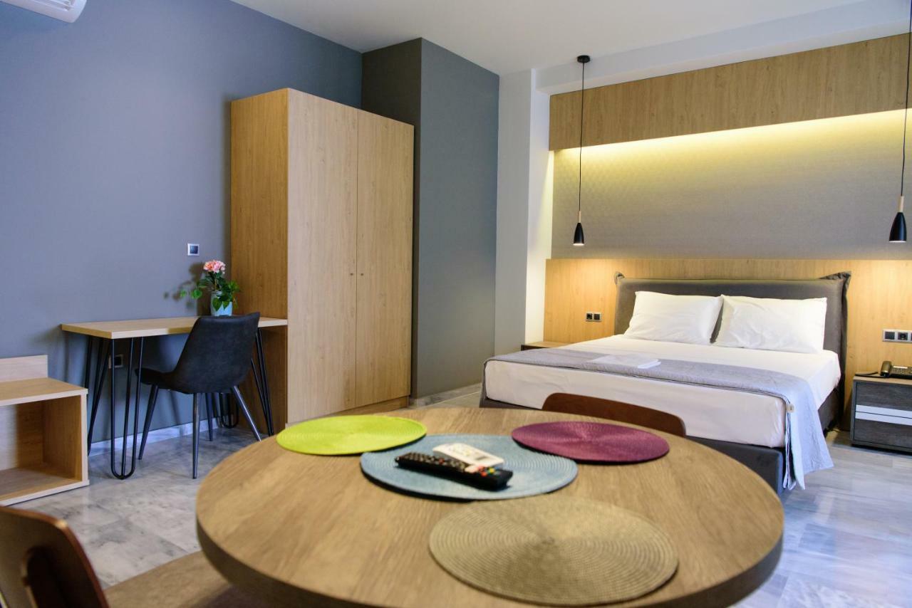 Eva Apartments Piraeus Bagian luar foto